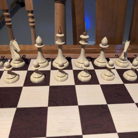 Queen's Gambit Tournament Chess Set (with extra Queens)